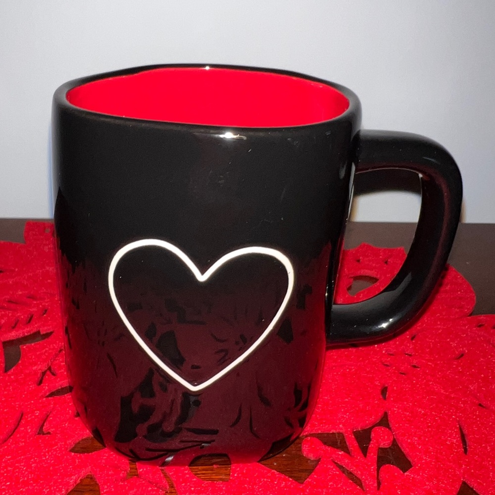 Rae Dunn Black Heart 🖤 Mug/Red Inside